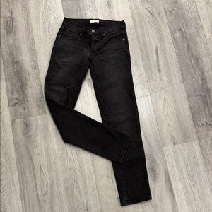 Sleek Black Straight Leg Women's Jeans